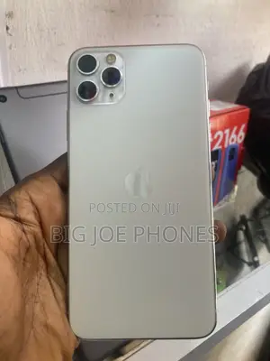 Apple iPhone 11 Pro Max 64 GB White