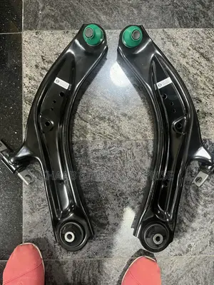 Nissan Rogue 2013-2021 Lower Control Arms Pair