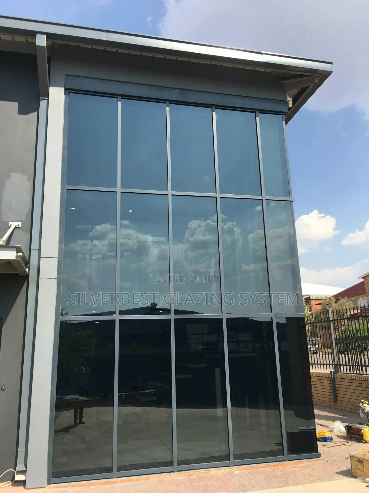 Aluminum Glass Windows, Sliding Doors, Frameless, Stainless 
