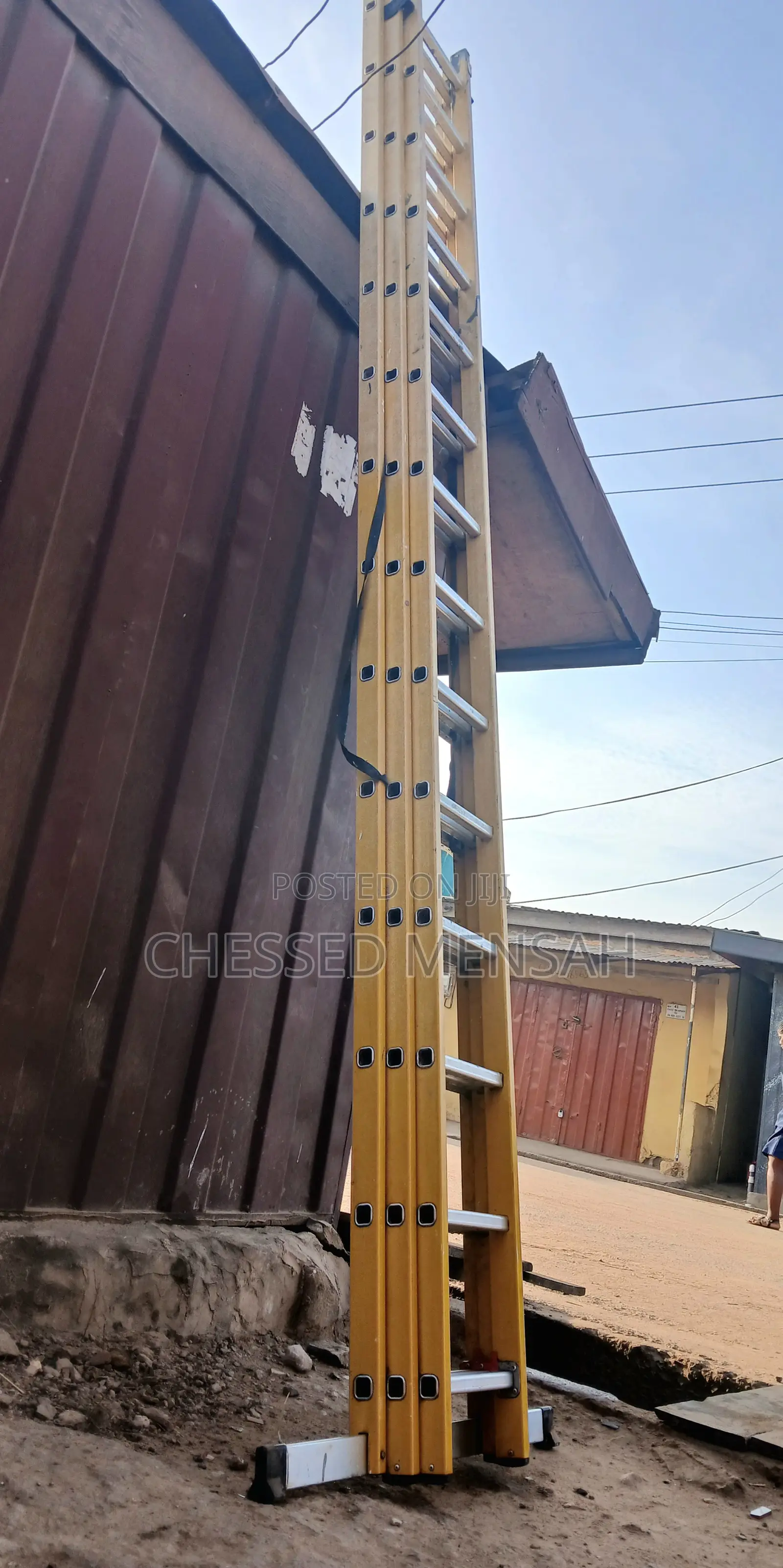 Alluminium Fiber Ladder, 14steps X3 Triple-Section Extension. 34ft