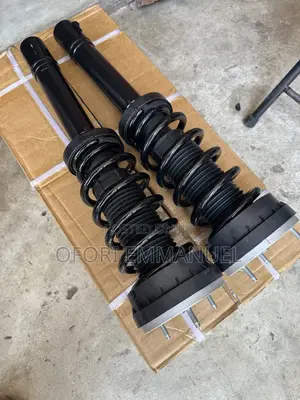 Range Rover Velar Front Shocks