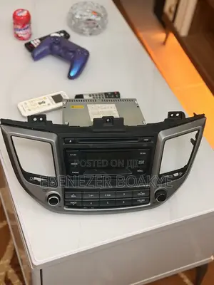 2015 Hyundai Tucson Centre Radio Fascia Panel and Android Head Unit