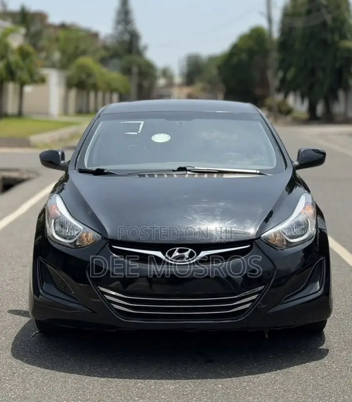 Hyundai Elantra SE Sedan FWD (1.8L 4cyl 6A) 2016 Black