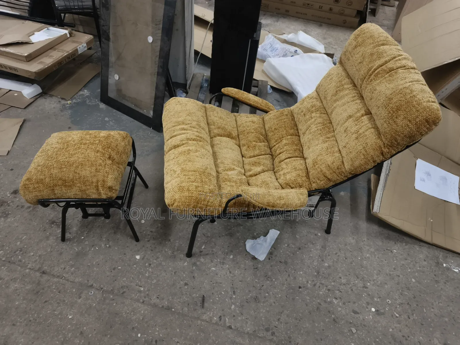 KARE Design Vienna Swing Armchair (Leisure Chair).