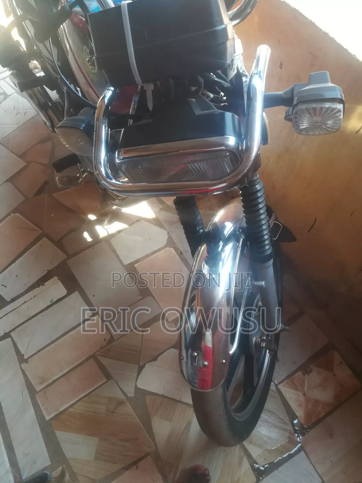 Royal RY125 2019 Red