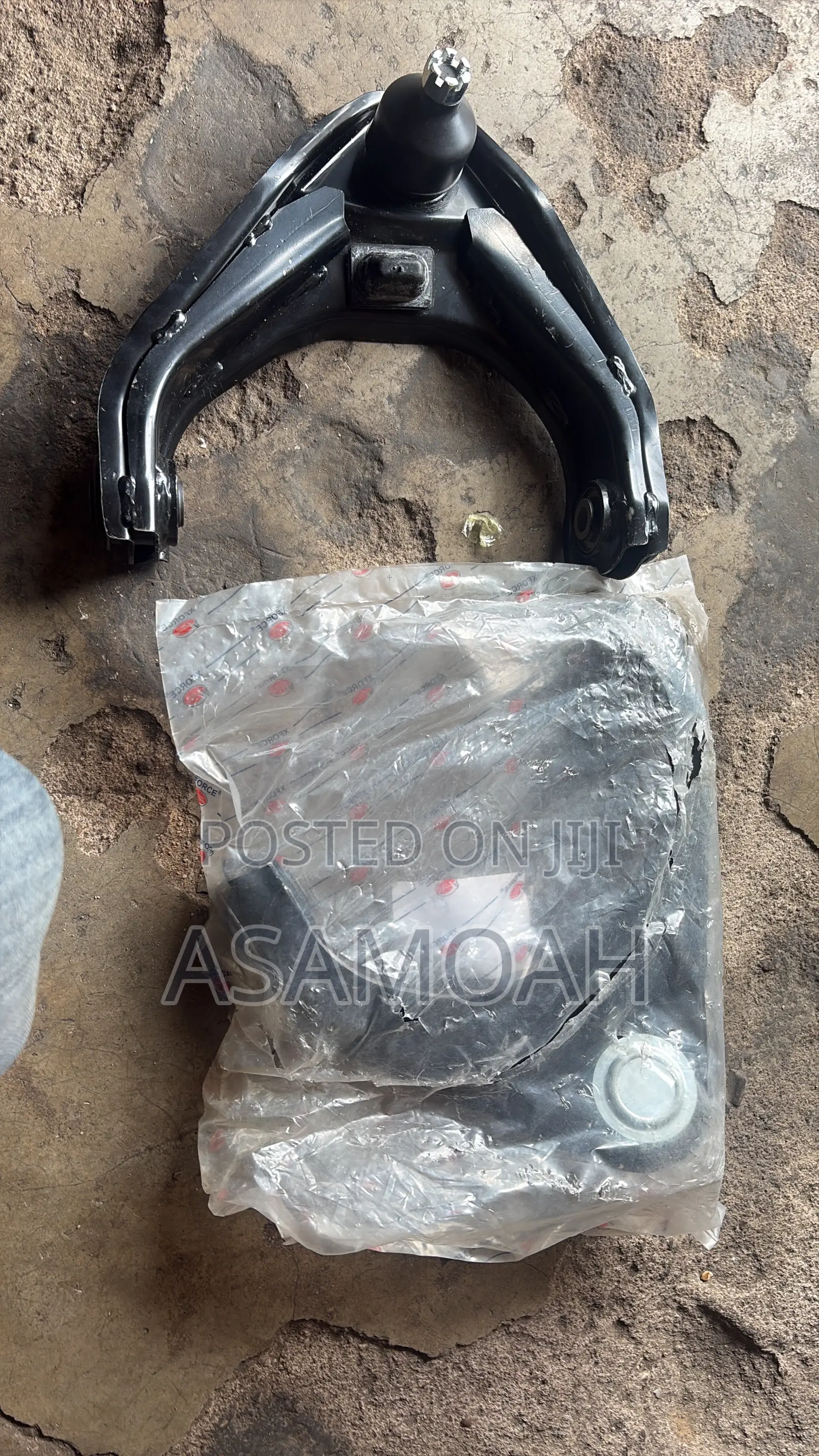 Mitsubishi L200 Upper Arm