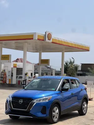 Nissan Kicks 2021 Blue