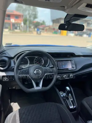 Nissan Kicks 2021 Blue