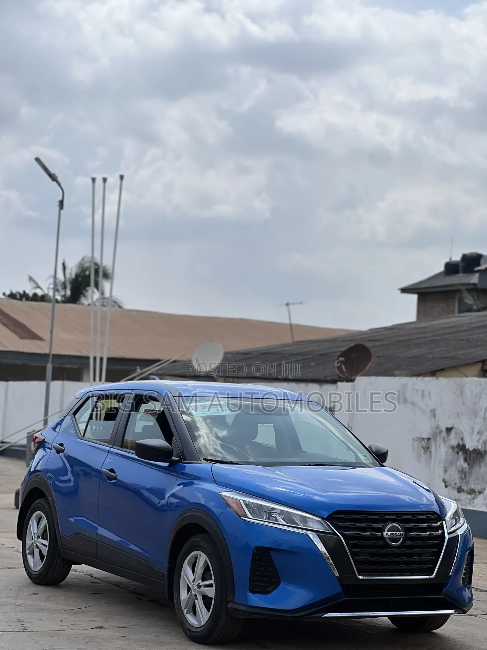 Nissan Kicks 2021 Blue