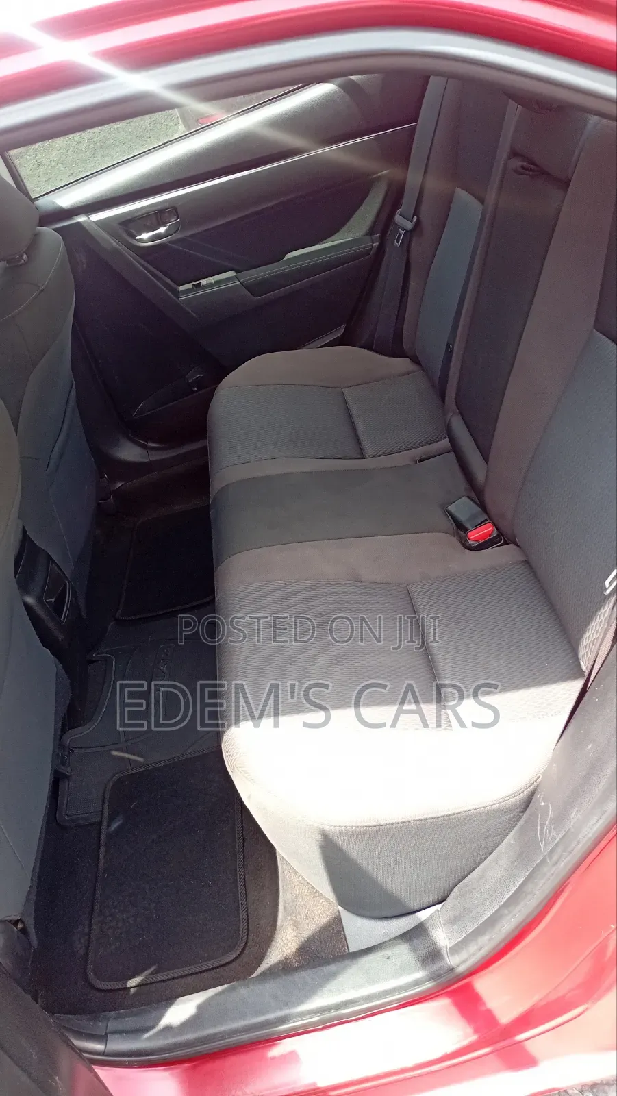 Toyota Corolla 2018 Red
