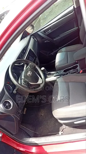 Toyota Corolla 2018 Red