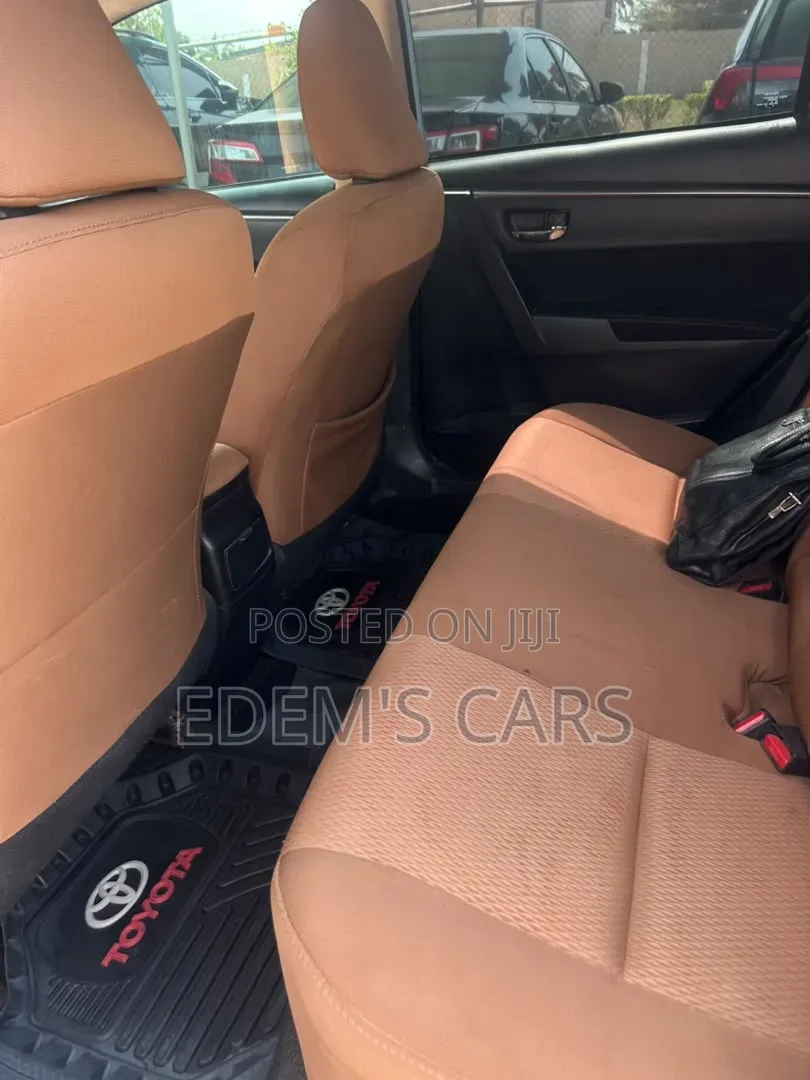 Toyota Corolla 2016 Blue