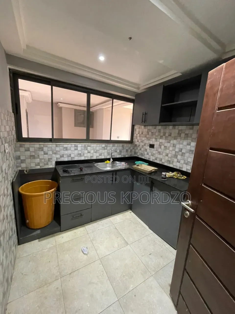 2bdrm Apartment in Adenta Commandos for rent