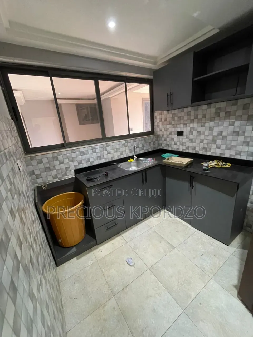 2bdrm Apartment in Adenta Commandos for rent