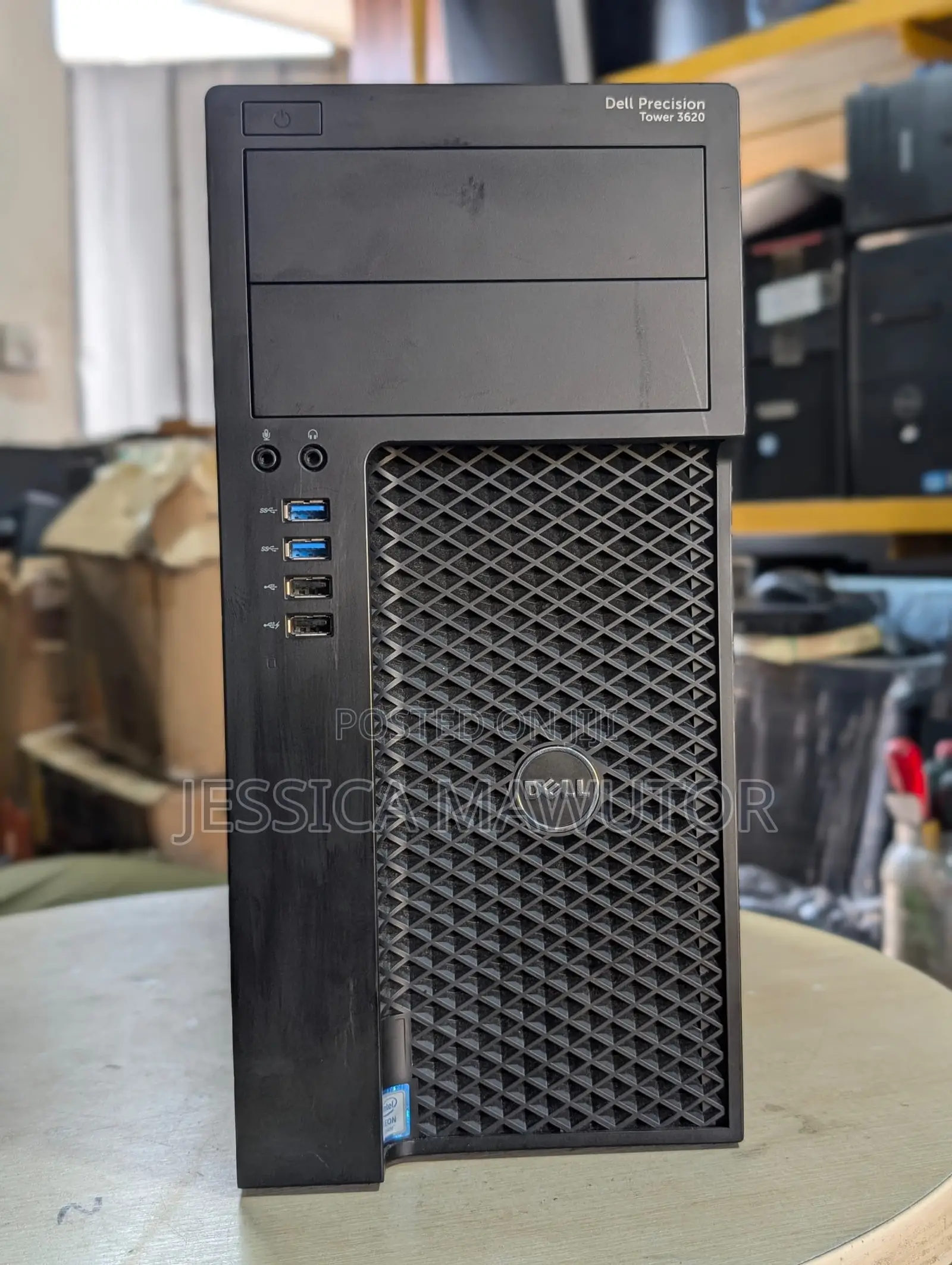Desktop Computer Dell 16GB Intel Xeon SSD 256GB