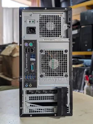 Desktop Computer Dell 16GB Intel Xeon SSD 256GB
