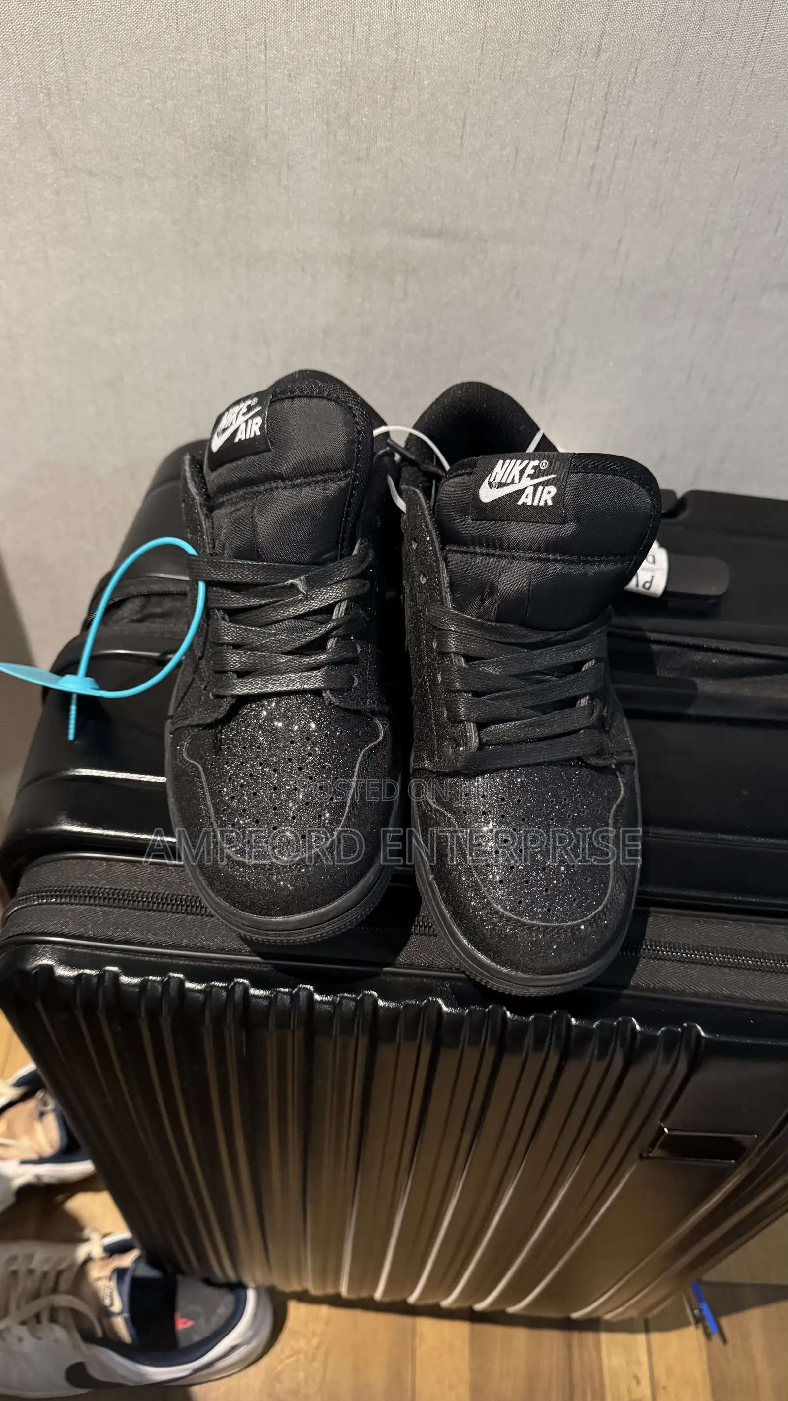 Black Glitter Custom Jordan 1s