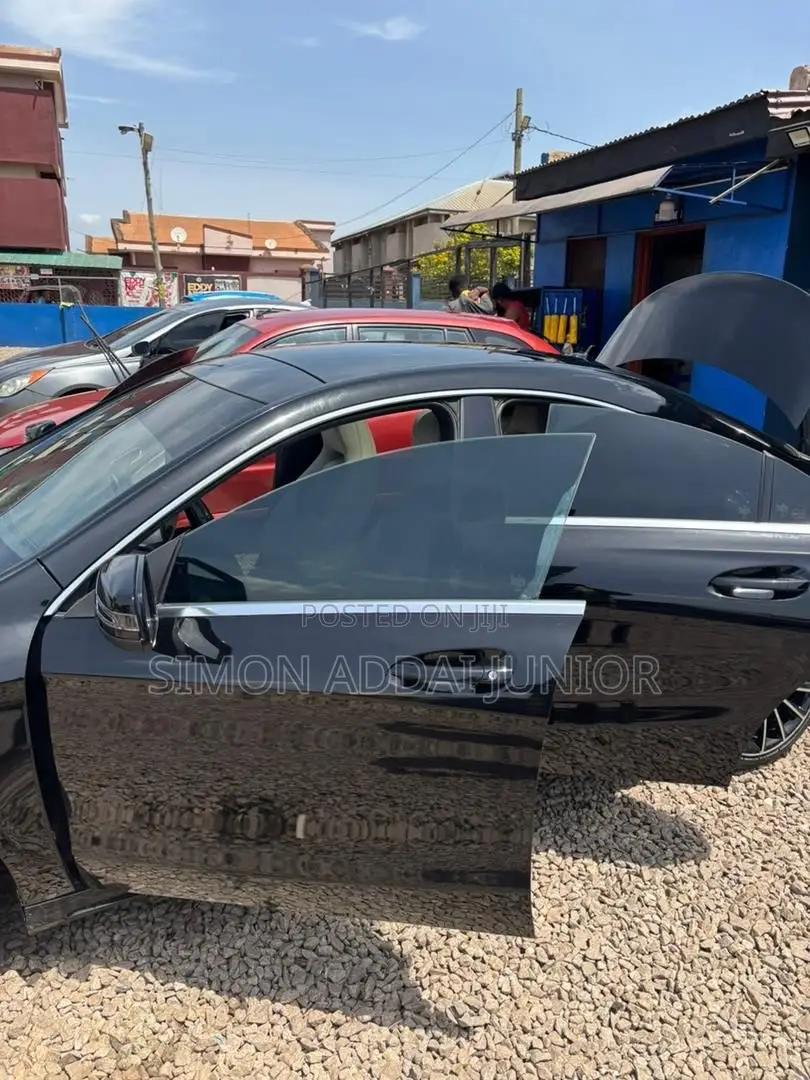 Mercedes-Benz C250 2015 Black