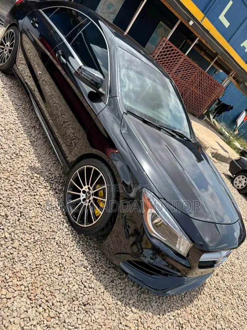 Mercedes-Benz C250 2015 Black