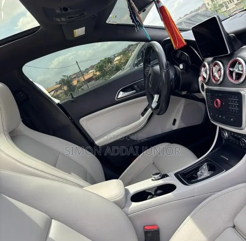 Mercedes-Benz C250 2015 Black