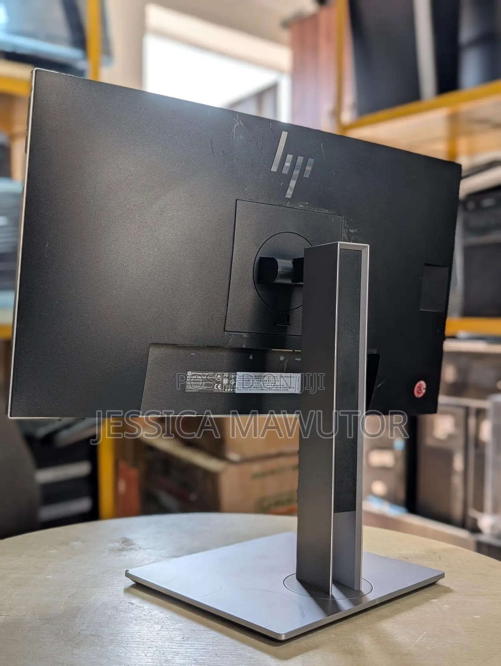 HP Elitedisplay E233