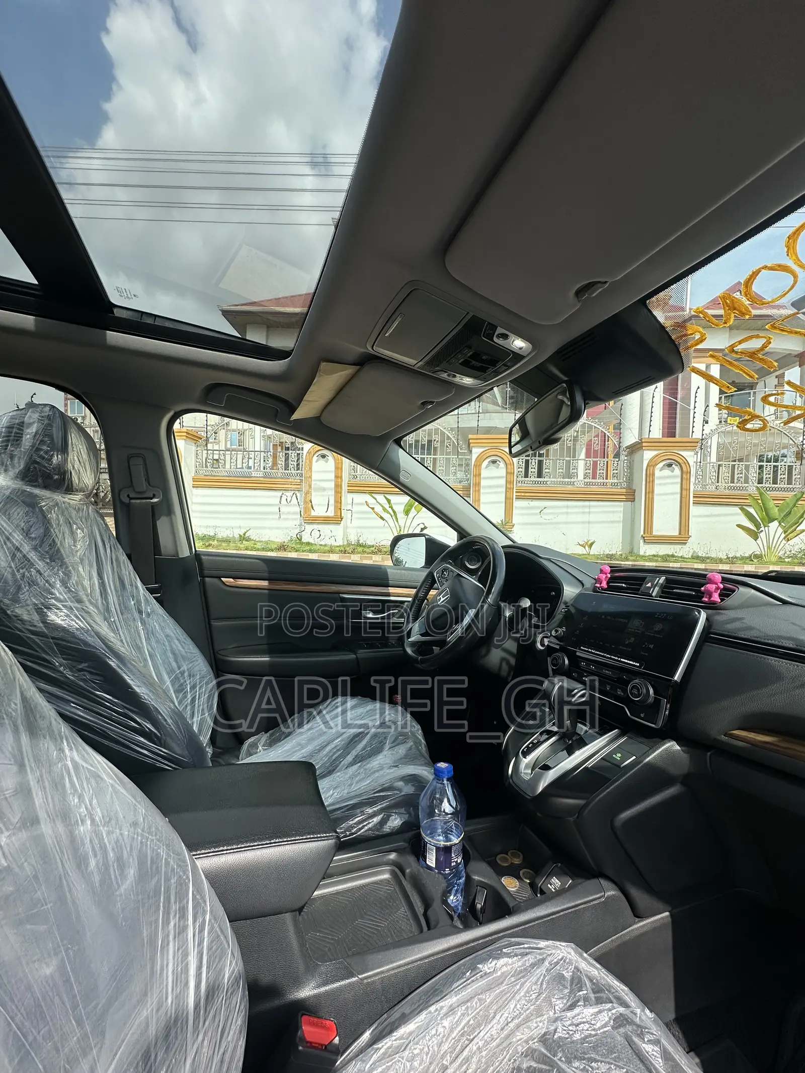 Honda CR-V Touring AWD 2019 White