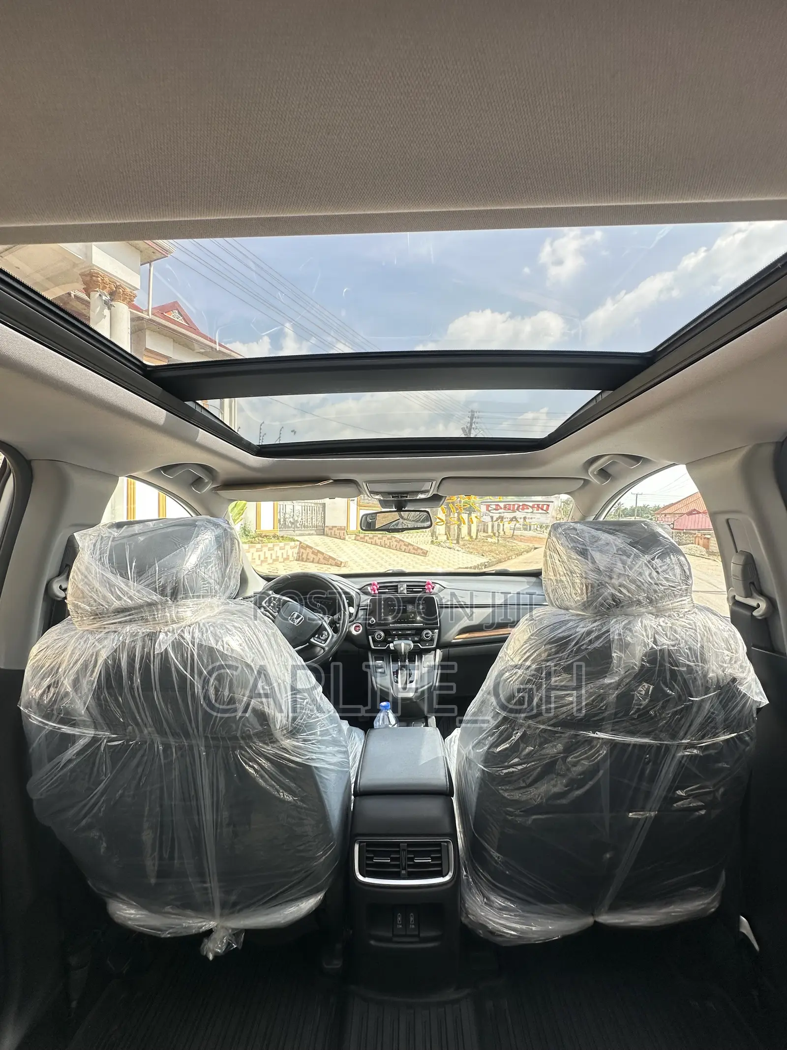 Honda CR-V Touring AWD 2019 White