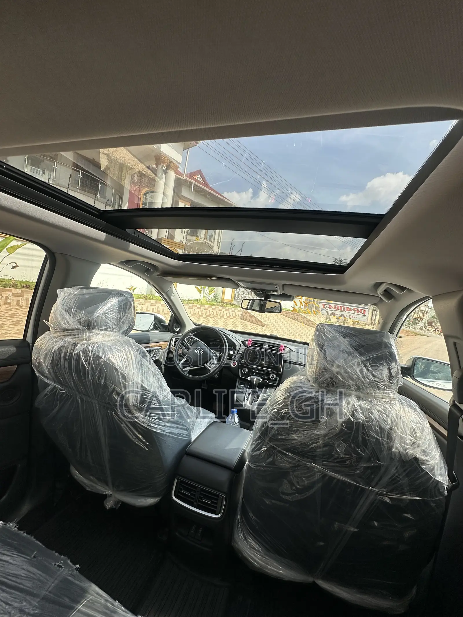 Honda CR-V Touring AWD 2019 White