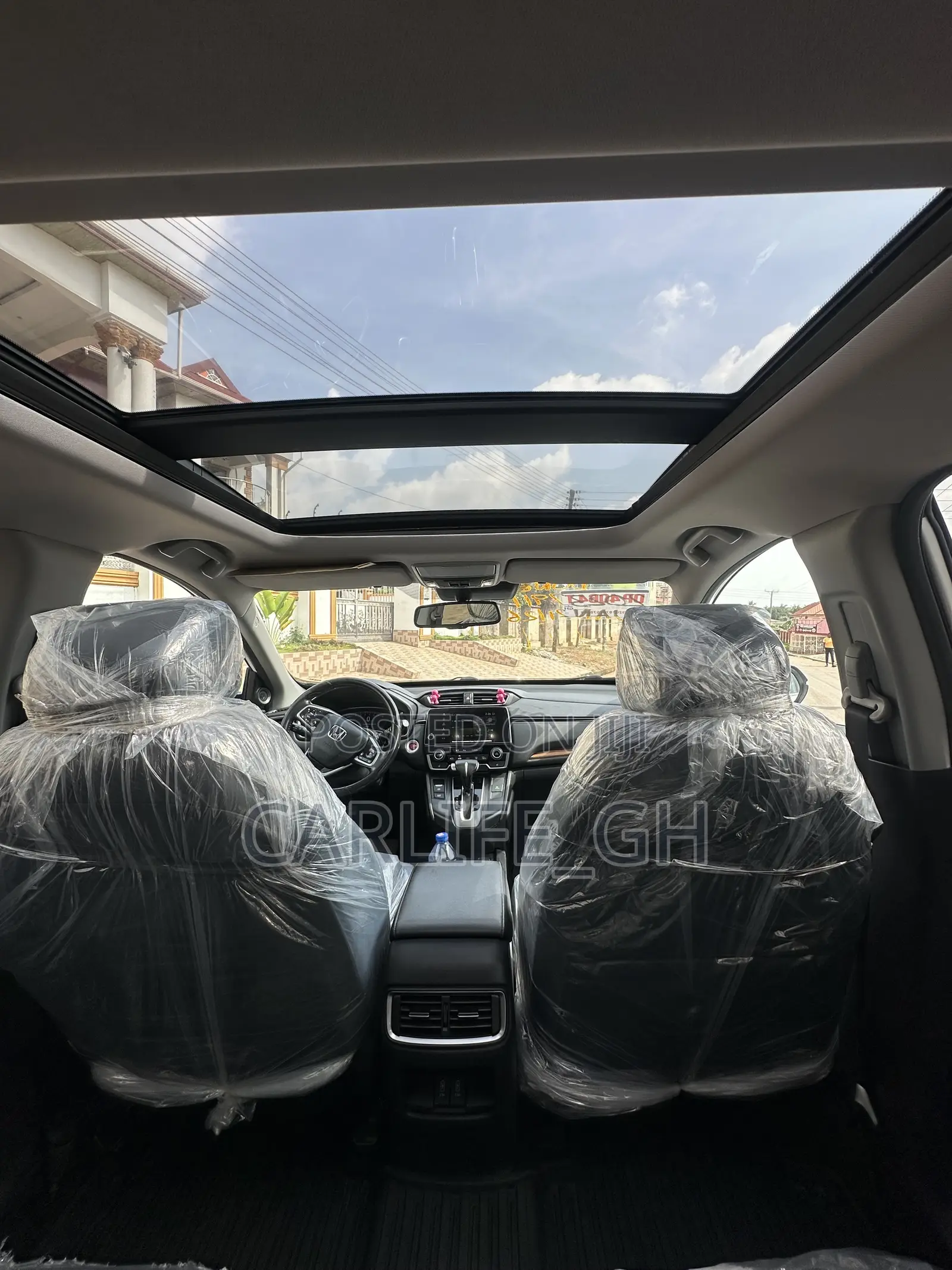 Honda CR-V Touring AWD 2019 White