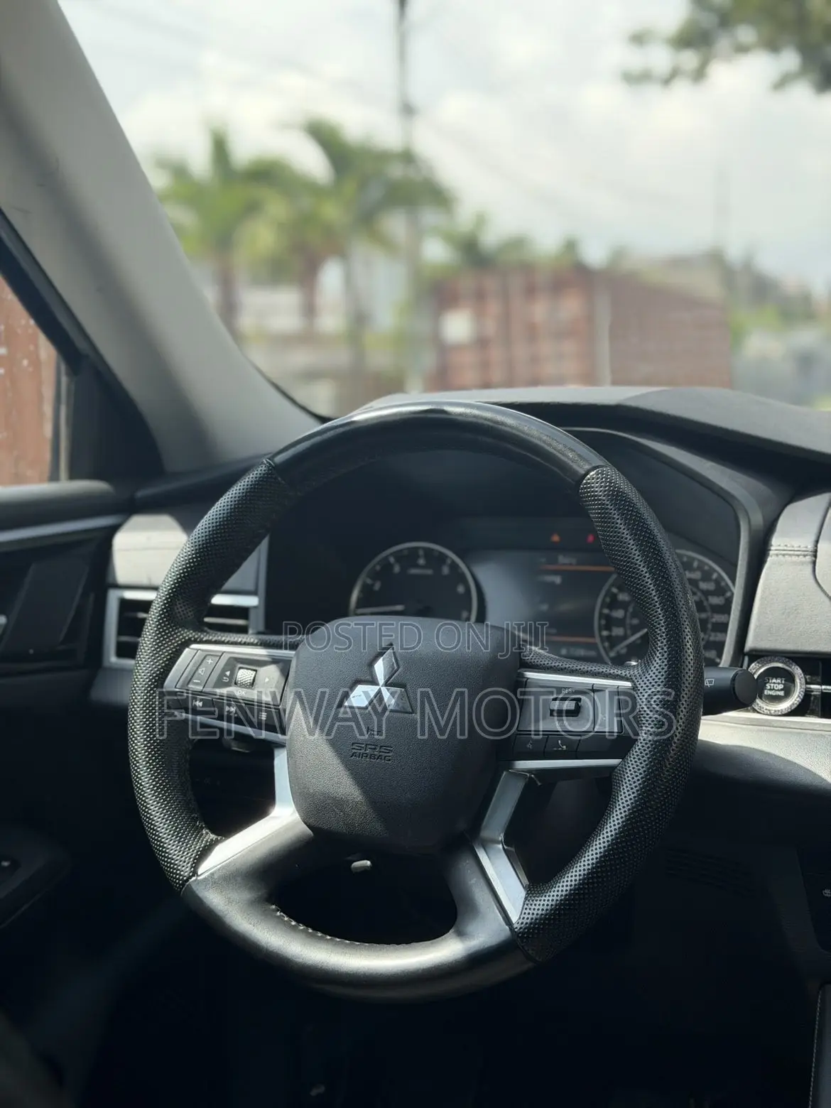 Mitsubishi Outlander SEL 2023 Silver