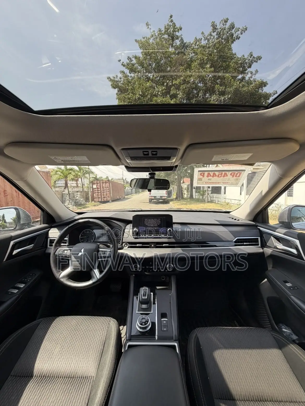 Mitsubishi Outlander SEL 2023 Silver