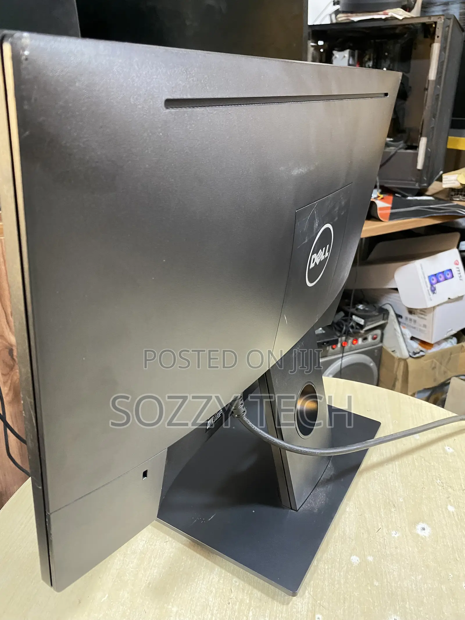 DELL E2216H 21.5" Widescreen LED Monitor 1920 X 1080 Resolution 60Hz