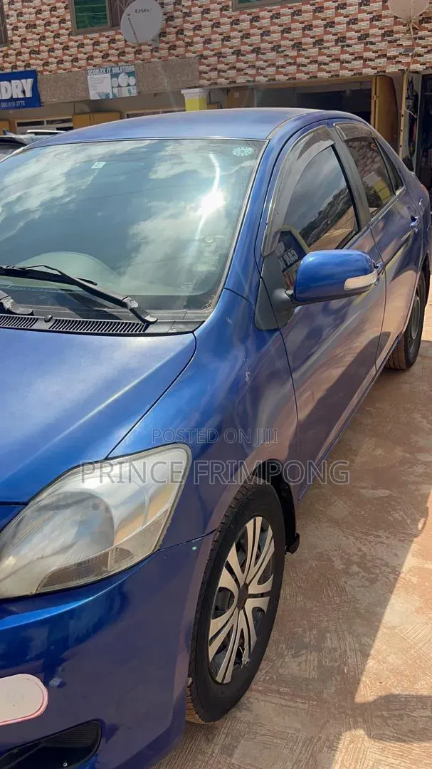 Toyota Belta 2023 Blue