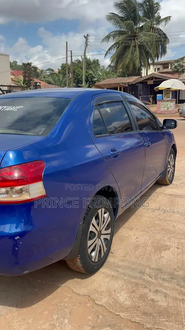 Toyota Belta 2023 Blue