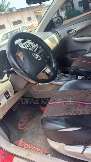 Toyota Corolla 2013 Red