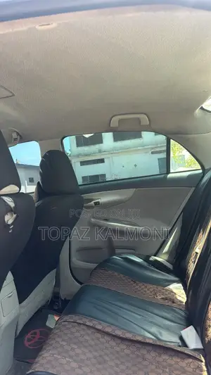 Toyota Corolla 2013 Red