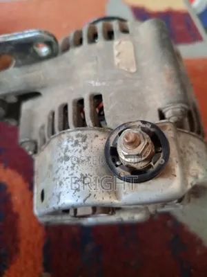 Toyota Vitz Alternator
