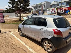Toyota Vitz 1.0 FWD 3dr 2008 Silver