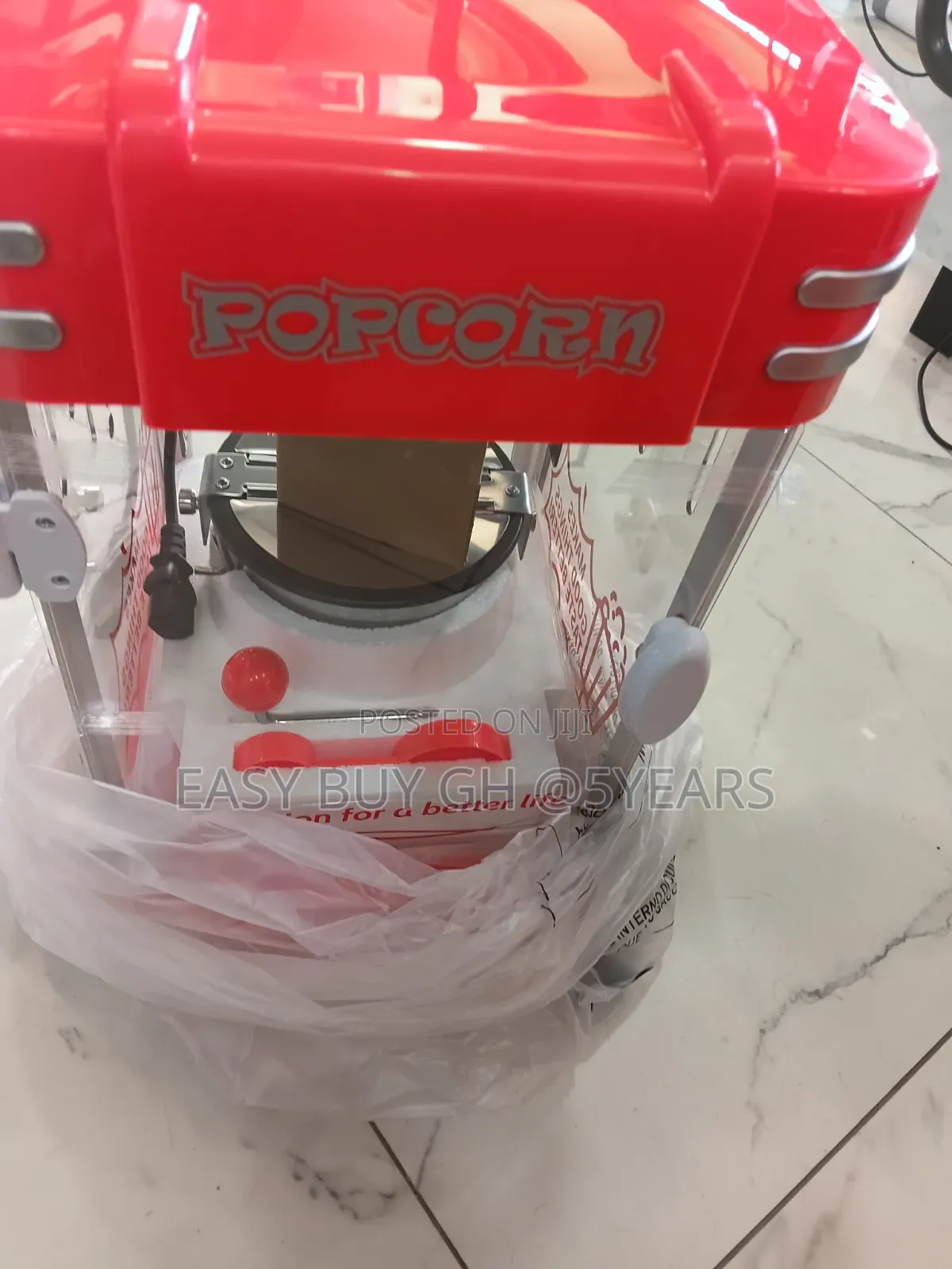 Snack Attack: 10-Cup Kettle Popcorn Maker