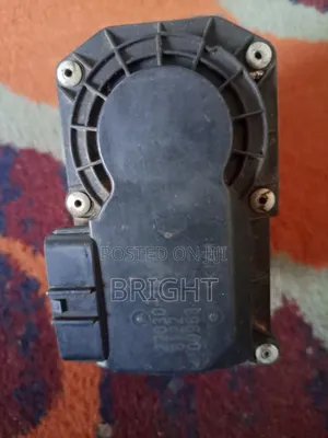Toyota Vitz Throttle Body