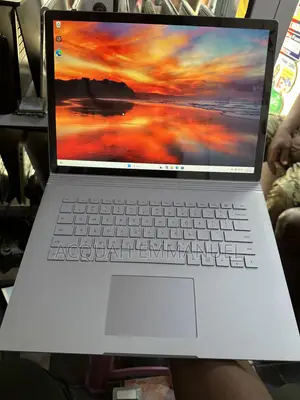 Laptop Microsoft Surface Book 3 16GB Intel Core i7 SSD 256GB