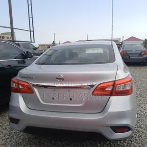 Nissan Sentra 2017 Silver