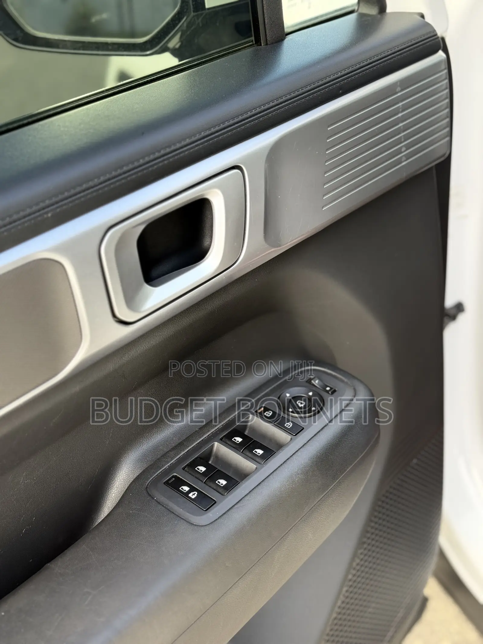 Hyundai Santa Fe Limited 2024 White