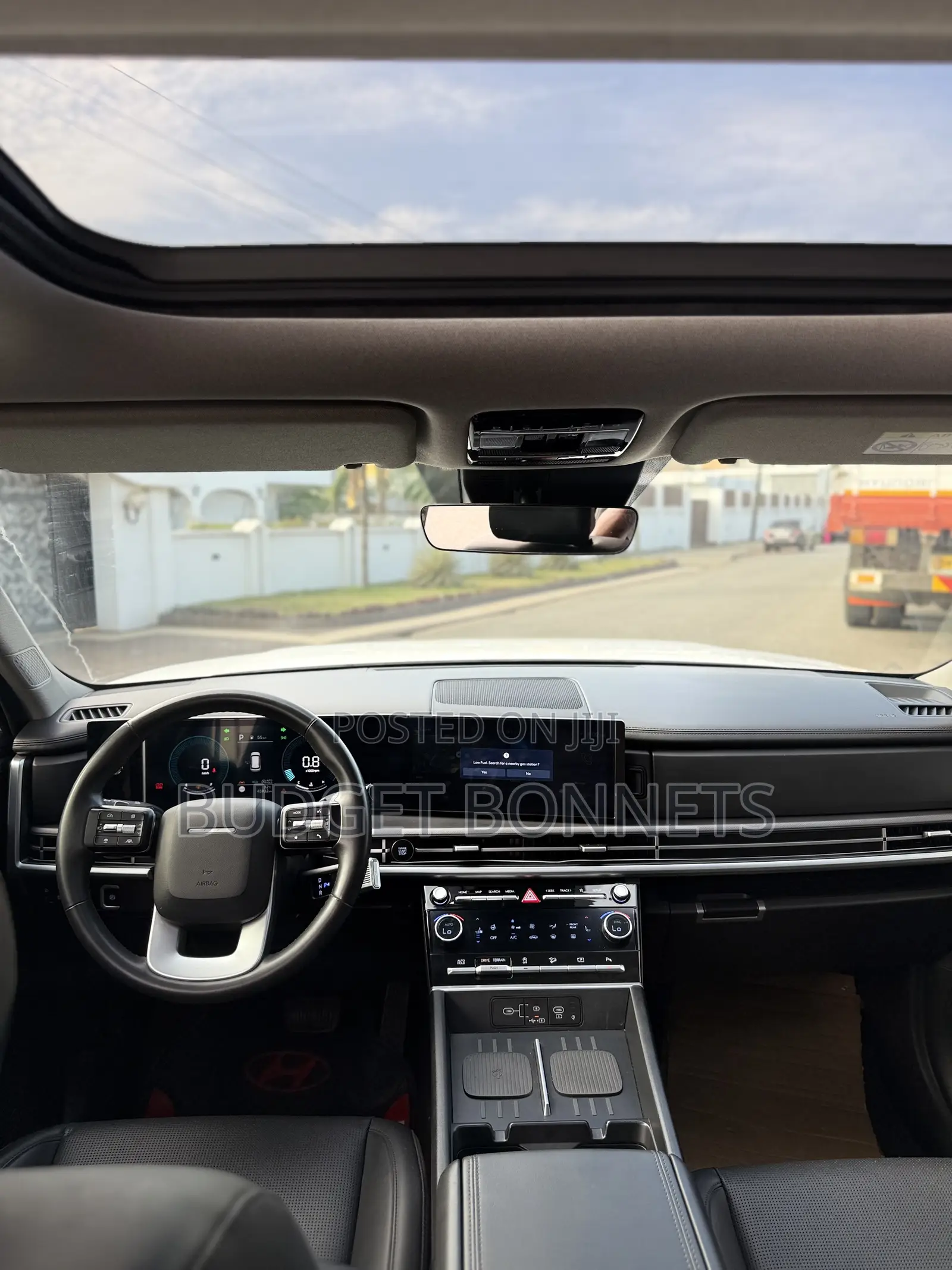 Hyundai Santa Fe Limited 2024 White