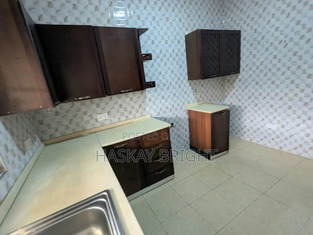 2bdrm Apartment in Achimota for rent