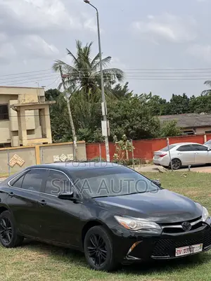Toyota Camry SE 4dr Sedan (2.5L 4cyl 6A) 2016 Black