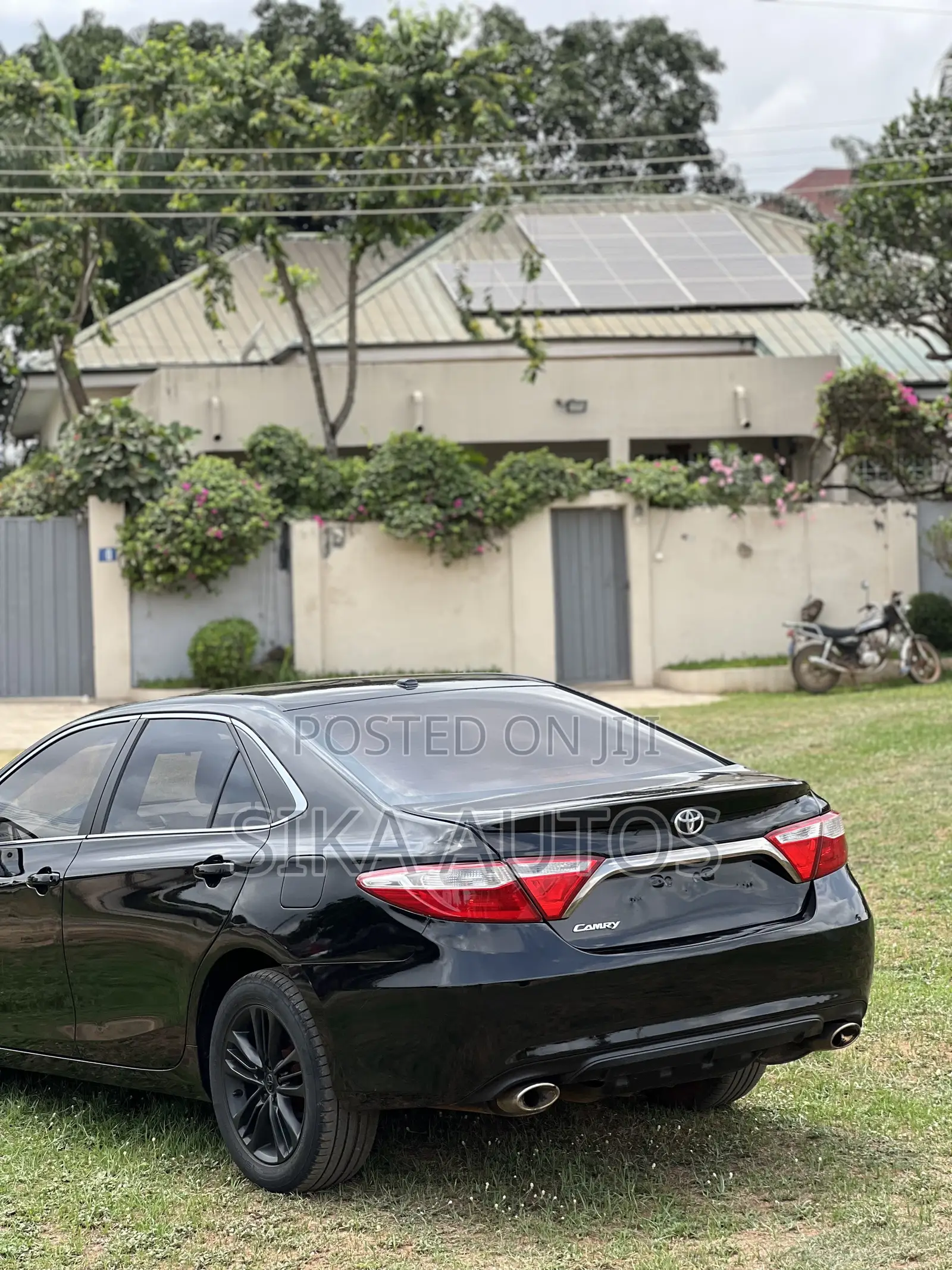 Toyota Camry SE 4dr Sedan (2.5L 4cyl 6A) 2016 Black