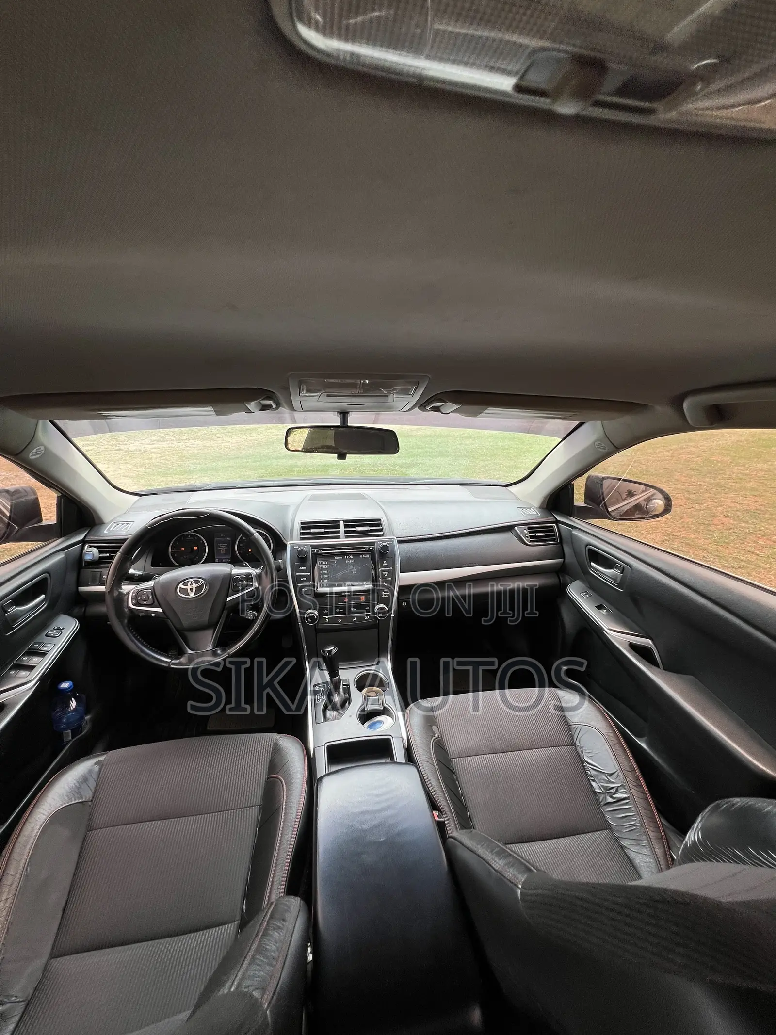 Toyota Camry SE 4dr Sedan (2.5L 4cyl 6A) 2016 Black
