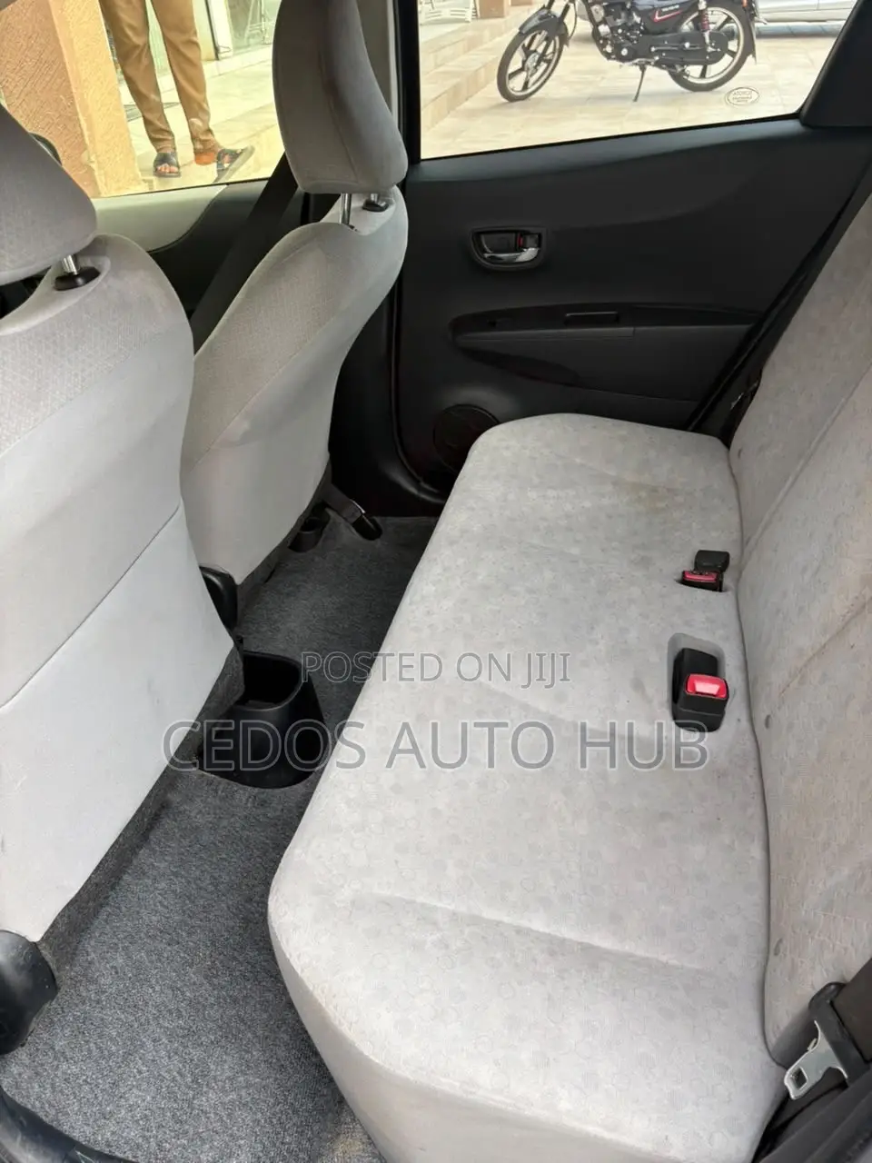 Toyota Vitz 2013 Gray
