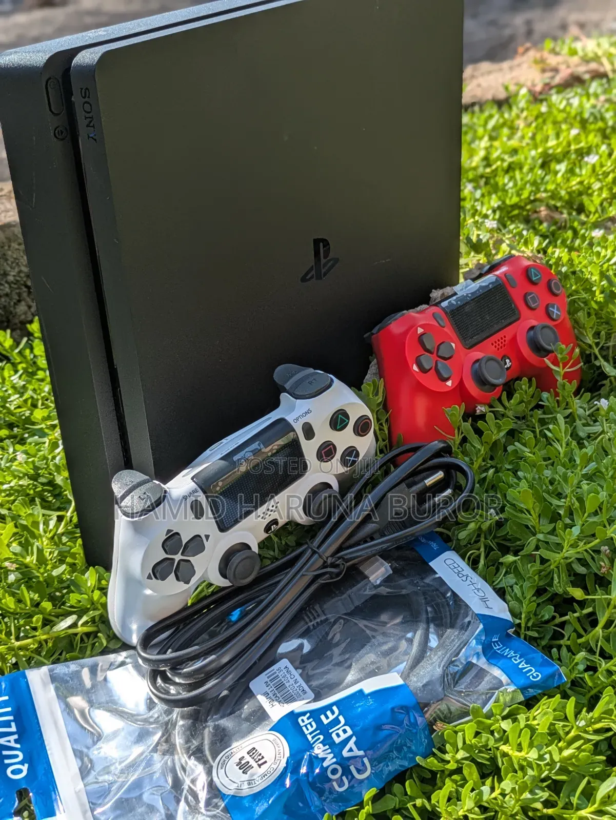 PS4 Slim Jailbreak With Fc27 and 8 Games ( With Two Controllers )